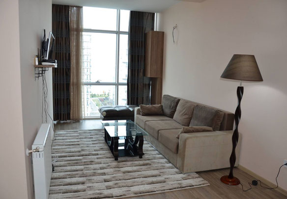 Продається 2-кімнатна квартира.