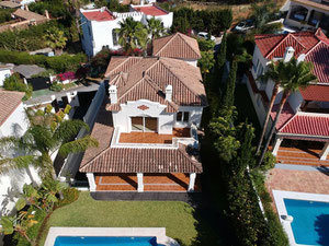 فيلا 4 غرف نوم 433 متر مربع في Guadalmina Alta ، إسبانيا — ابحث عن عقار قيد الإنشاء أو عقار معاد بيعه مباشرة من المطورين والملاك GEOLN.COM. صورة فوتوغرافية 26