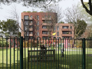 房地产在 156 West End Lane — look at the real estate search engine GEOLN.COM. 照片 4