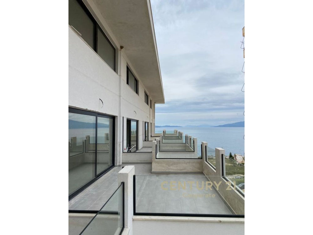 დუპლექსი გაყიდვისთვის სარანდეში, ალბანეთი — უძრავი ქონების ყიდვა და მფლო ბელებისგან GEOLN.COM. ფოტო 1