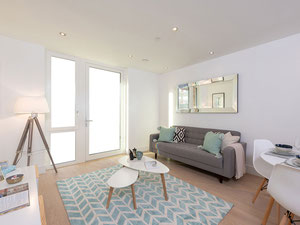 Real estate in Padcroft — look at the real estate search engine GEOLN.COM. Photo 3