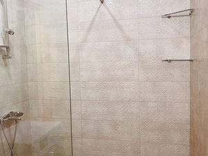 იყიდება 2 ოთახიანი ბინა — უძრავი ქონების ყიდვა და მფლო ბელებისგან GEOLN.COM. ფოტო 9