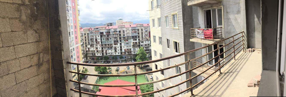 新建筑物中的黑框 — 来自开发商和业主的房地产搜索引擎 GEOLN.COM. 照片 1