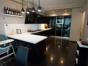 ¡Apartamento de 4 habitaciones en venta en el distrito de Vake, Bagebi! — Encuentre propiedades fuera del plan o reventa de bienes inmuebles directamente de desarrolladores y propietarios GEOLN.COM. Foto 3