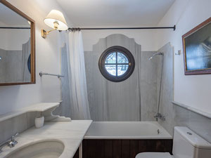 Villa 3 bedrooms 170 m² in Elviria, Spain — Find off-plan property or real estate resale directly from developers and owners GEOLN.COM. Photo 18