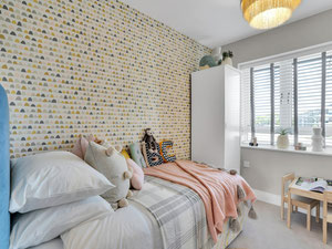 Real estate in Merchants Place — look at the real estate search engine GEOLN.COM. Photo 2