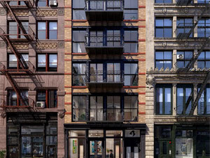 房地产在 41 Great Jones Street — look at the real estate search engine GEOLN.COM. 照片 2