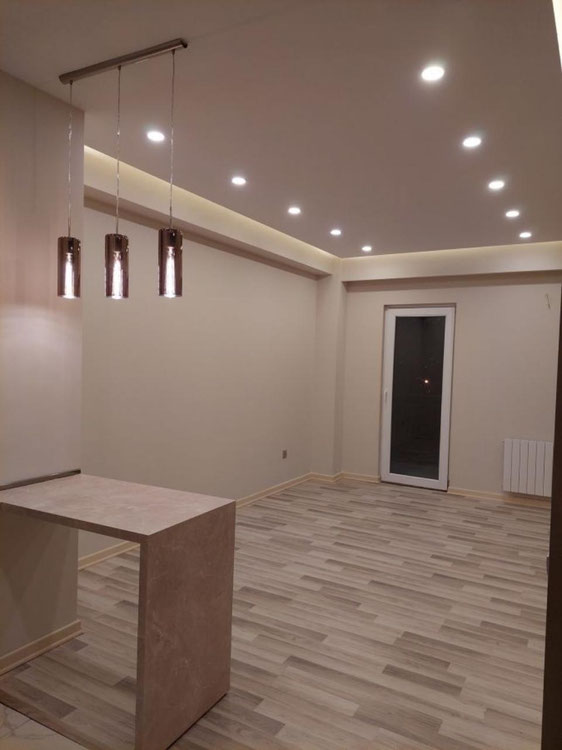 იყიდება 3 ოთახიანი ბინა — უძრავი ქონების ყიდვა და მფლო ბელებისგან GEOLN.COM. ფოტო 1