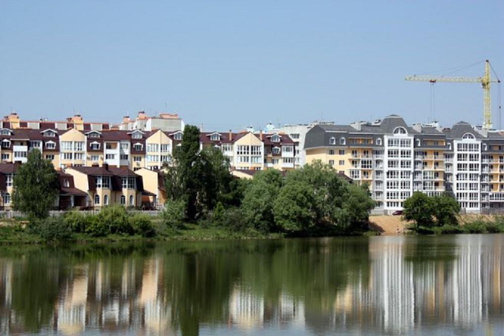 içindeki mülkiyet Streletskaya embankment — emlak arama motoru GEOLN.COM'a bakın. Fotoğraf 1