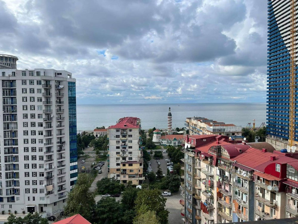 出售3房公寓 — 来自开发商和业主的房地产搜索引擎 GEOLN.COM. 照片 1