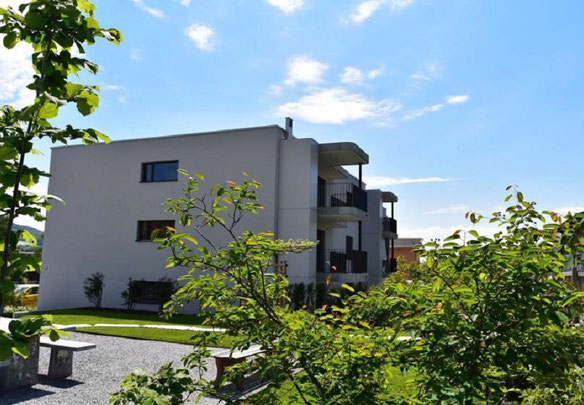 NEUBAUWOHNUNG IM GRUNEN