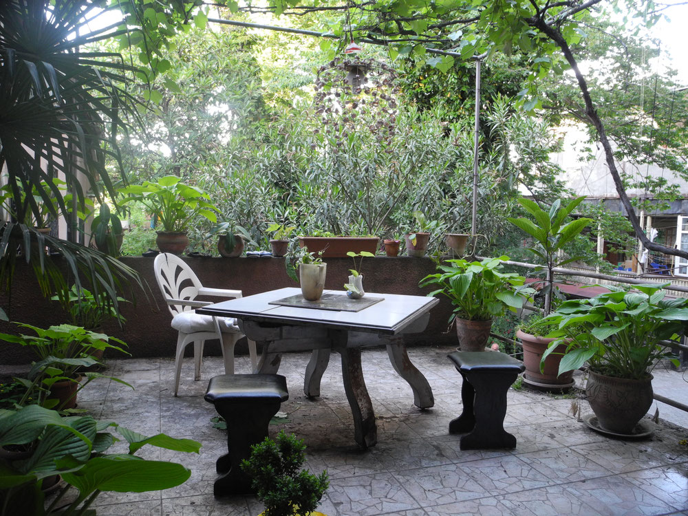 第比利斯市中心的公寓 — 来自开发商和业主的房地产搜索引擎 GEOLN.COM. 照片 1