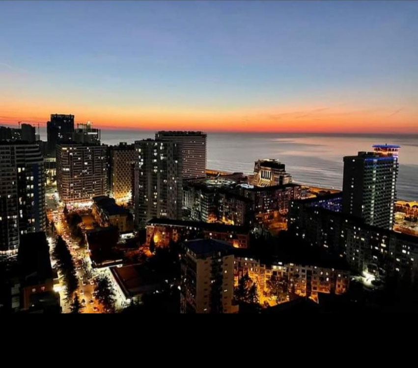 出售3房公寓 — 来自开发商和业主的房地产搜索引擎 GEOLN.COM. 照片 1