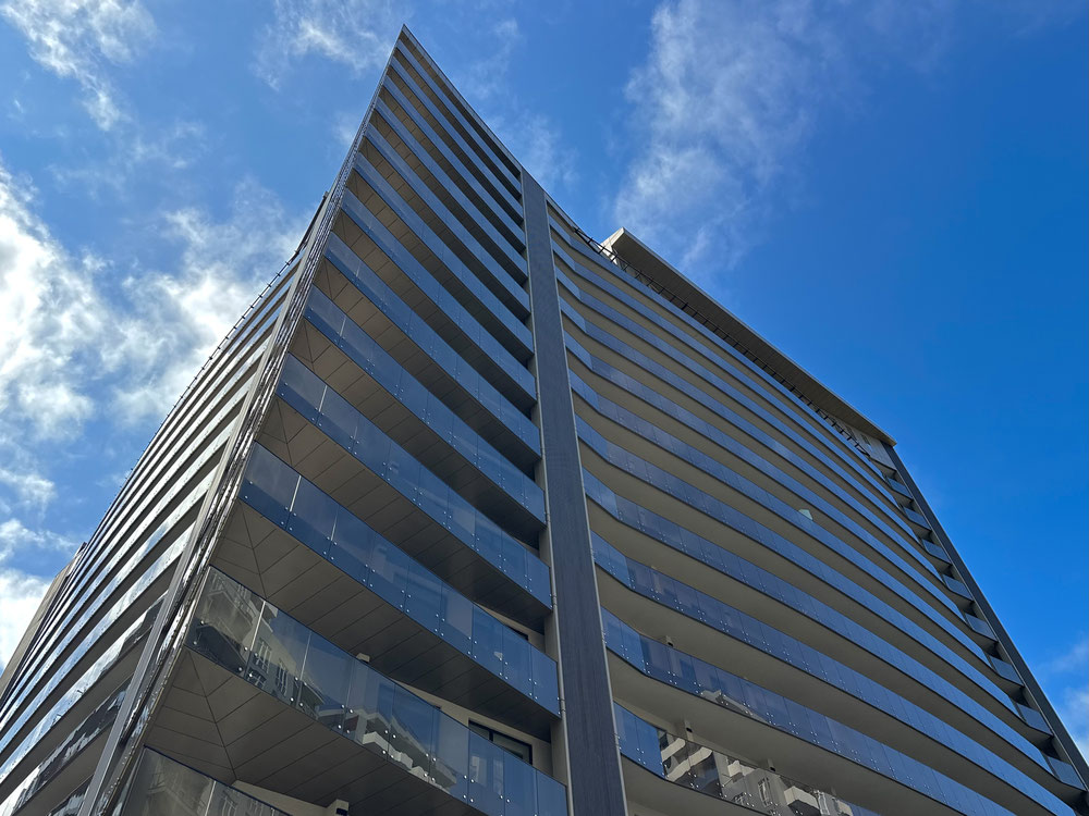 Im absolut neuen Business-Class-Komplex Boulevard Point — Immobilien-Suchservice von Bauträgern und Eigentümern GEOLN.COM. Foto 1