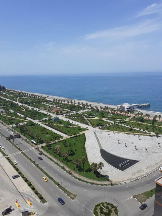 三房公寓出售 — 来自开发商和业主的房地产搜索引擎 GEOLN.COM. 照片 1