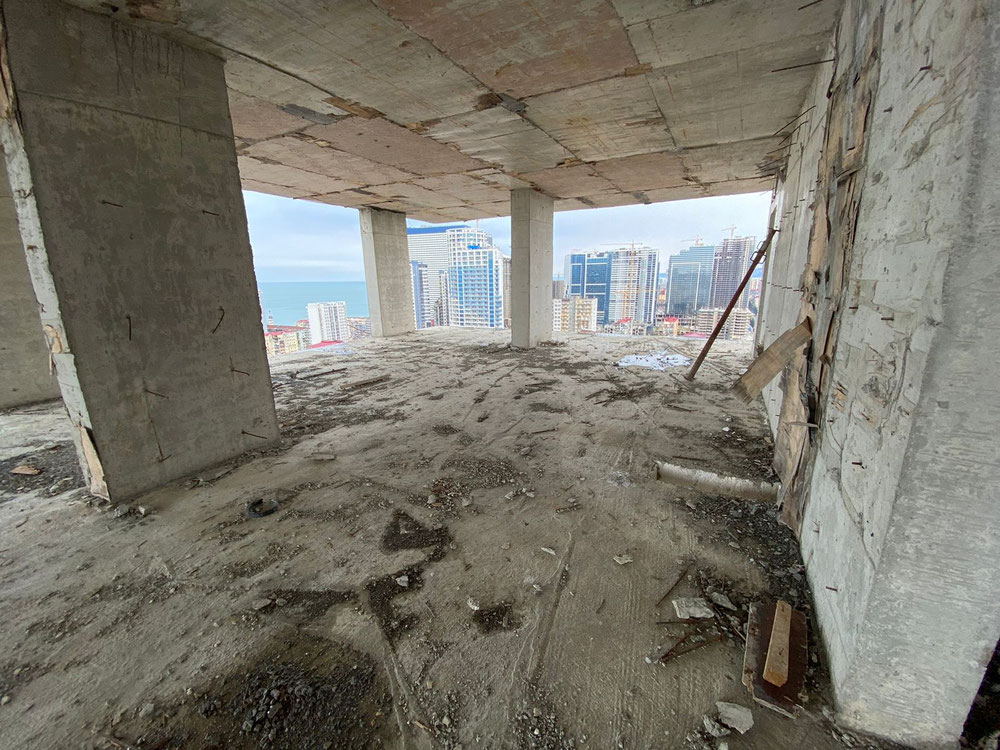 海边的黑框 — 来自开发商和业主的房地产搜索引擎 GEOLN.COM. 照片 1