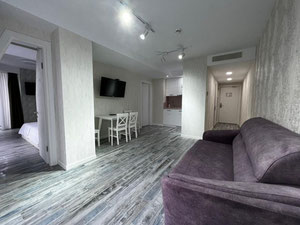 巴统万怡酒店待售三房公寓 — 来自开发商和业主的房地产搜索引擎 GEOLN.COM. 照片 3