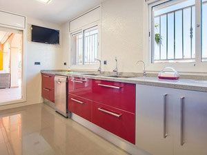 西班牙，加泰罗尼亚，卡拉费尔的海边别墅 — 来自开发商和业主的房地产搜索引擎 GEOLN.COM. 照片 5