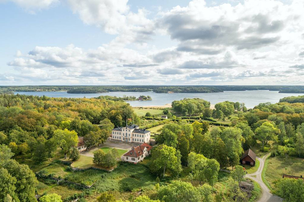 Propiedad en venta en Ostana Slott lgh F — mira el buscador inmobiliario GEOLN.COM. Foto 1