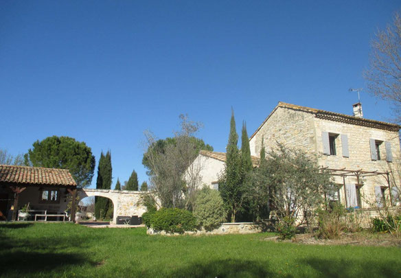 Hotel (hotel) in a suburb in France, Provence, Arles