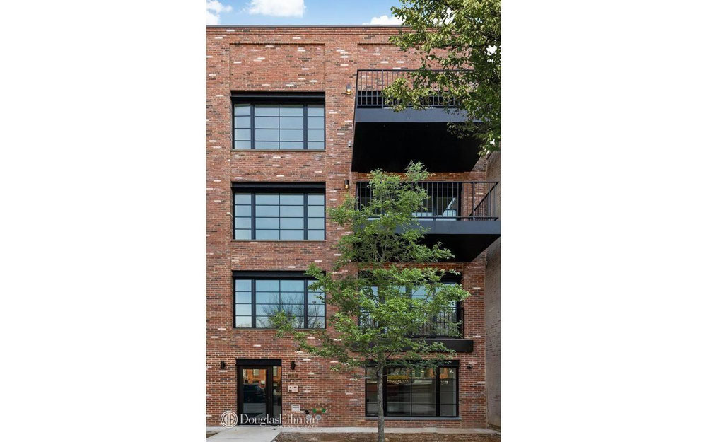 房地产在 442-444 Pulaski Street — look at the real estate search engine GEOLN.COM. 照片 1