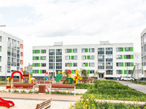 房地产在 April — look at the real estate search engine GEOLN.COM. 照片 2