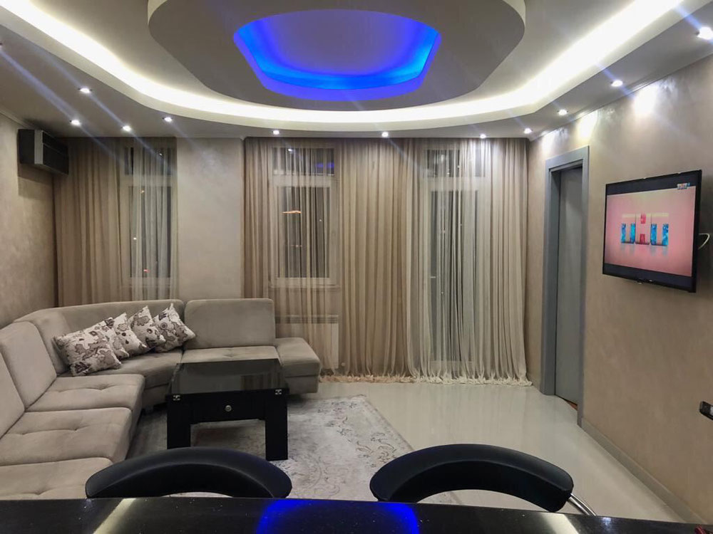 巴统待售的四室公寓 — 来自开发商和业主的房地产搜索引擎 GEOLN.COM. 照片 1