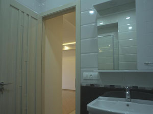 2 Schlafzimmer Wohnung in Saburtalo. Wohnung ohne Vermittler in Tiflis — Immobilien-Suchservice von Bauträgern und Eigentümern GEOLN.COM. Foto 8