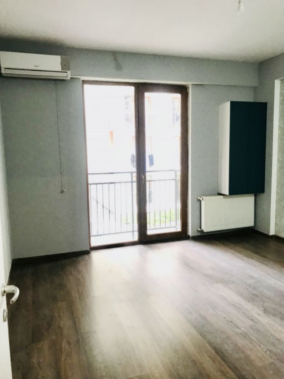 Продається 3-кімнатна квартира. — Пошуковик нерухомості від забудовників і власників GEOLN.COM. Фото 1