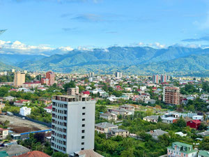 现代两居室公寓，设计合理，享有壮观的山景。 — 来自开发商和业主的房地产搜索引擎 GEOLN.COM. 照片 14