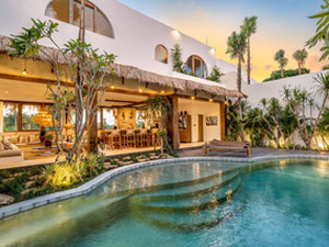 וילה יוקרתית עם בריכה — חיפוש נדל"ן מפרטי ומקבלן GEOLN.COM. תמונה 8