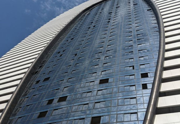 Продається 2-кімнатна квартира в Courtyard Marriott Batumi.