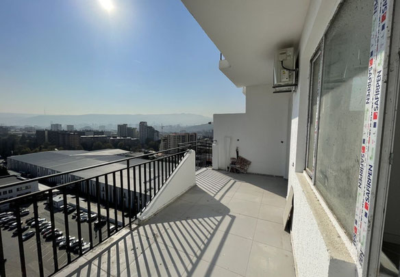 Продається 2-кімнатна квартира.