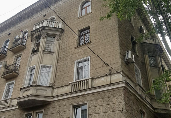 I will sell an apartment of 270 square meters. m.