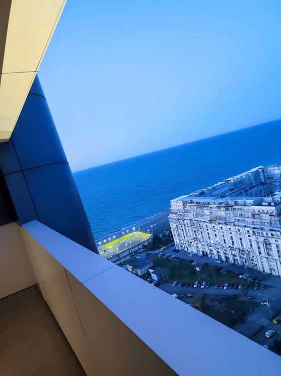 巴图马的公寓在 Alliance Palace 有独立的卧室 — 来自开发商和业主的房地产搜索引擎 GEOLN.COM. 照片 1