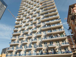 超级价格的超级公寓！！！紧急！爱思 — 来自开发商和业主的房地产搜索引擎 GEOLN.COM. 照片 3