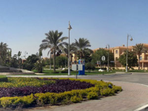 房地产在 Les Rois — look at the real estate search engine GEOLN.COM. 照片 2