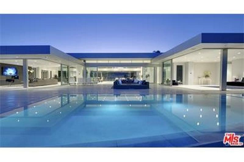 Willa w dużym mieście, w górach w USA, Kalifornii, Los Angeles — Wyszukiwarka nieruchomości od deweloperów i właścicieli GEOLN.COM. Zdjęcie 1