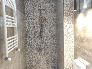 巴统公寓 — 来自开发商和业主的房地产搜索引擎 GEOLN.COM. 照片 3