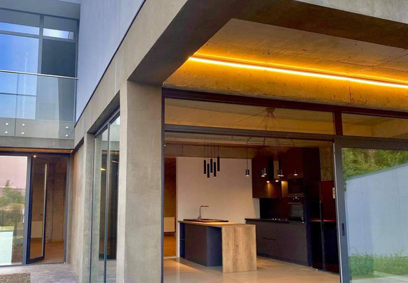 Сучасний тип будинку в Тбілісі, Грузія