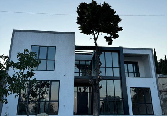 Продається несільськогосподарський будинок в Окрокана