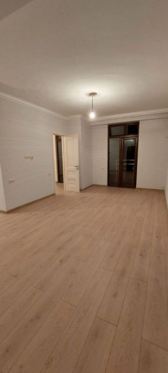 三房公寓出售 — 来自开发商和业主的房地产搜索引擎 GEOLN.COM. 照片 1