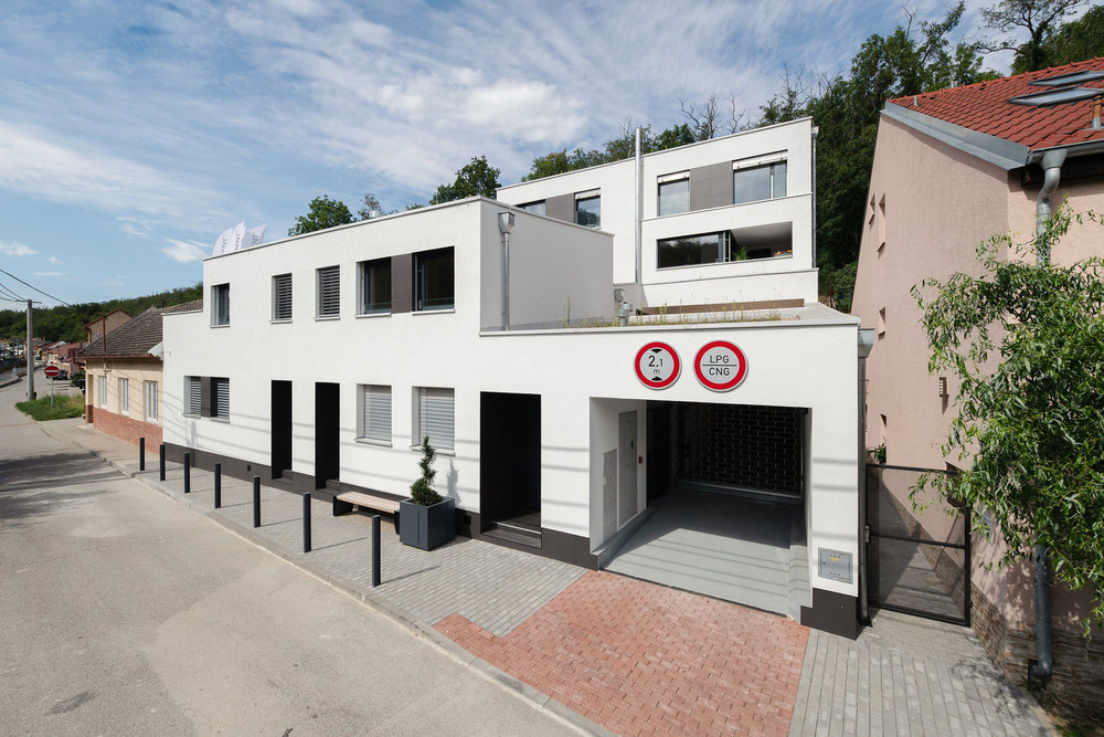 უძრავი კონება VILADUM SLUNNE UDOLI — გადახედეთ უძრავი ქონების საძიებო სისტემას GEOLN.COM. ფოტო 1