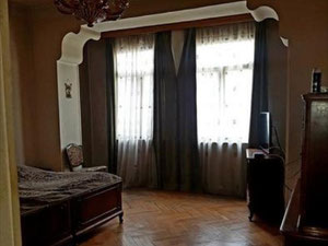 4 кімнатна квартира в Чугуреті. Квартира без посередника в Тбілісі — Пошуковик нерухомості від забудовників і власників GEOLN.COM. Фото 4