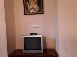 דירת 2 חדרים על ורה. קנו דירה בטביליסי, ורה — חיפוש נדל"ן מפרטי ומקבלן GEOLN.COM. תמונה 4