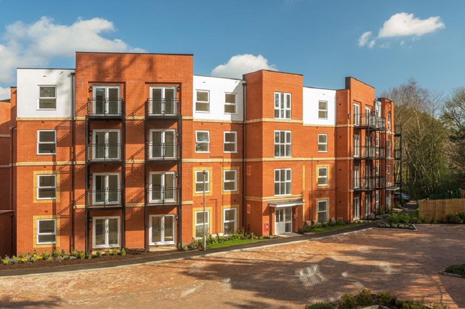 房地产在 Cricket Field Grove — look at the real estate search engine GEOLN.COM. 照片 1