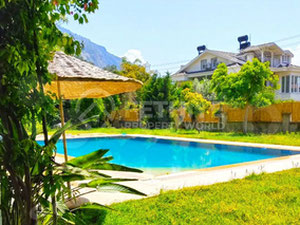 ვილა ზღვის პირას — უძრავი ქონების ყიდვა და მფლო ბელებისგან GEOLN.COM. ფოტო 4