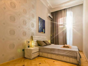 Apartamento de 2 habitaciones en Sololaki. Comprar un apartamento en Tbilisi, Sololaki — Encuentre propiedades fuera del plan o reventa de bienes inmuebles directamente de desarrolladores y propietarios GEOLN.COM. Foto 6