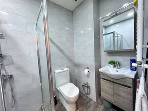 出售带有英雄大道景观的单间公寓 — 来自开发商和业主的房地产搜索引擎 GEOLN.COM. 照片 3