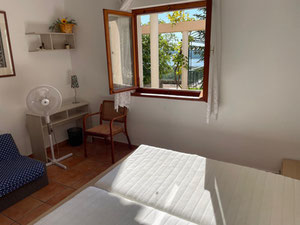 PIĘKNY DOM Z WIDOKIEM NA MORZE NA PRZEDMIOTACH SZYBENIKA — Wyszukiwarka nieruchomości od deweloperów i właścicieli GEOLN.COM. Zdjęcie 25